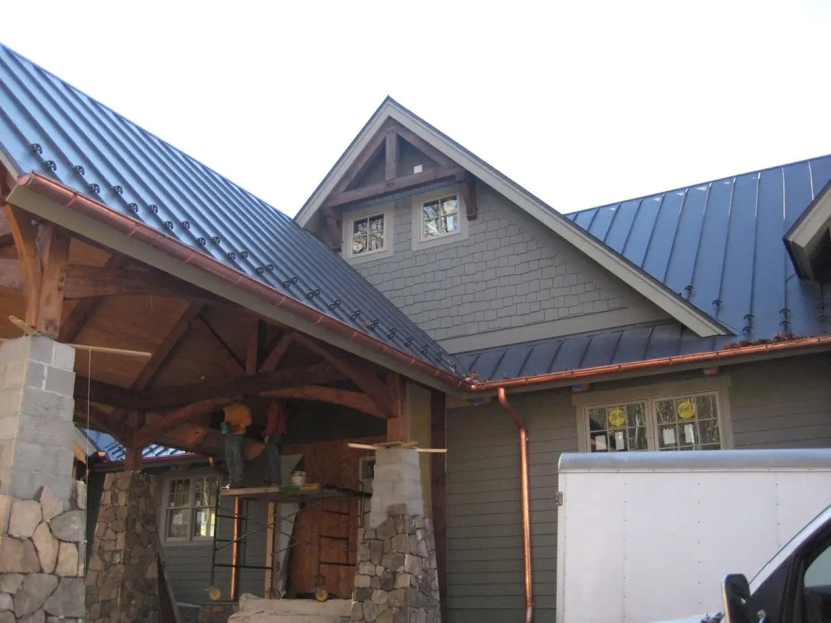 Craftsman Roofing team delivering quality roofing work in Akron